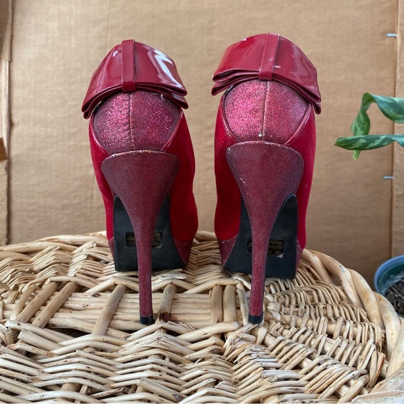 Qupid red stiletto heels with glittery accents - Picture 3 of 8